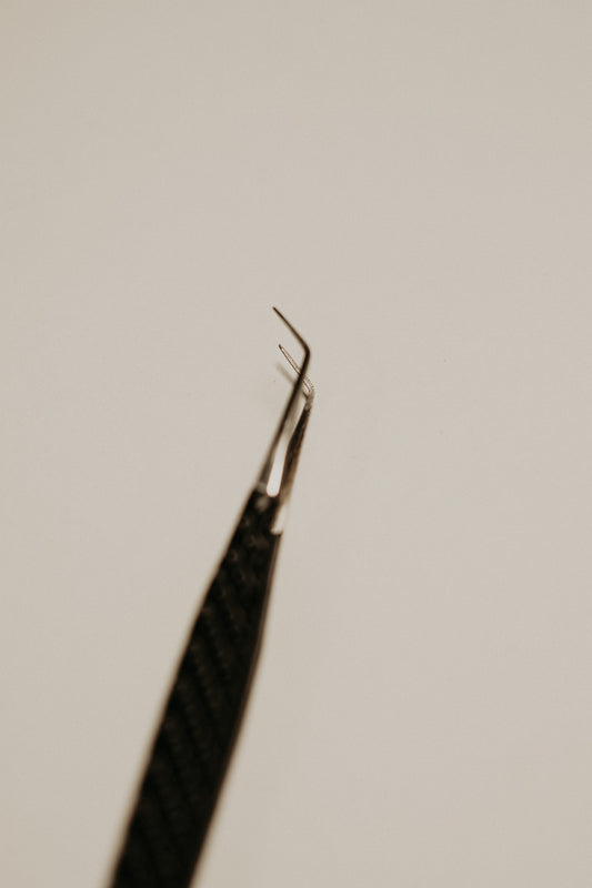 XL Isolation Tweezer
